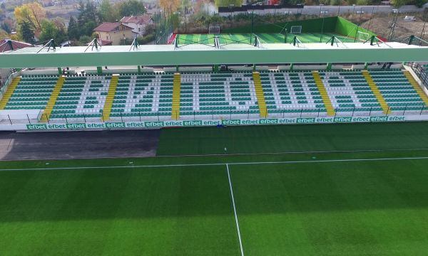 И Левски ще си тръгне с 3 точки от Бистрица